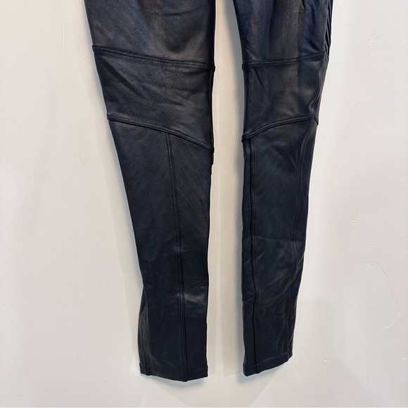 SPANX moto legging faux leather legging size medium - Picture 14 of 14